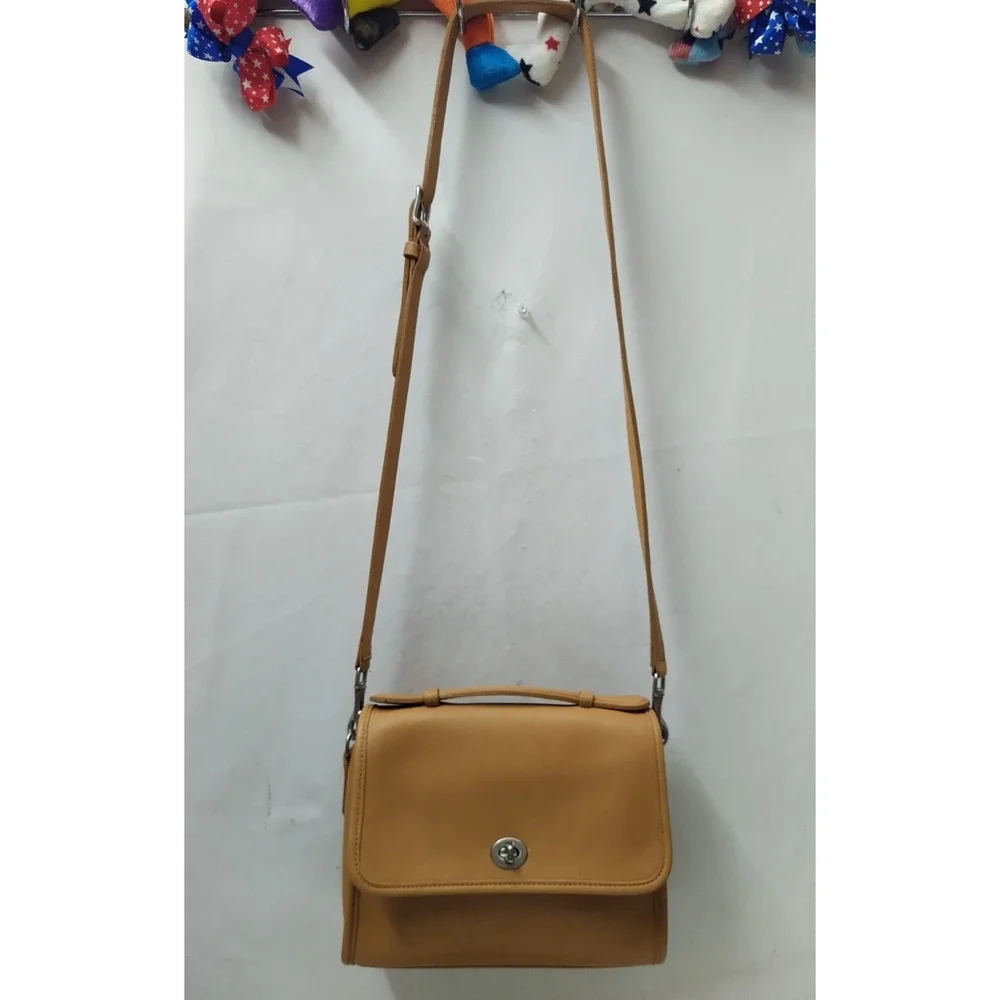 Coach Tan Camel Leather Turnlock Flap Closure Crossbody Bag - Vintage